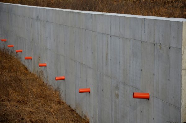 Cement Wall Pouring in Yuba City