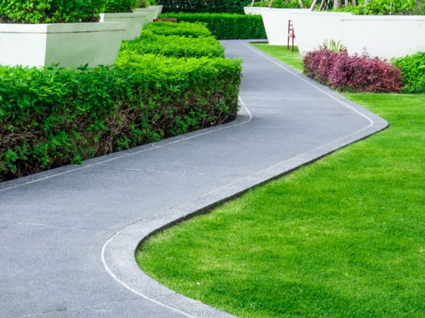 Walkway Curb Installation in Yuba City