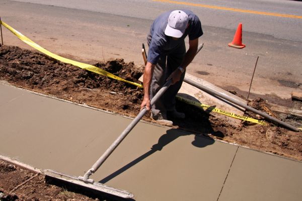 Sidewalk Building in Yuba City
