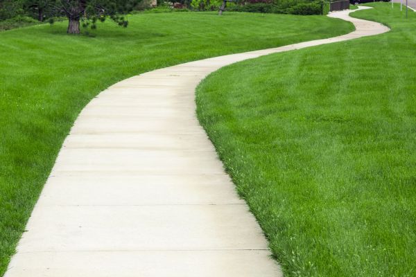 Cost of Sidewalk Paving in Yuba City