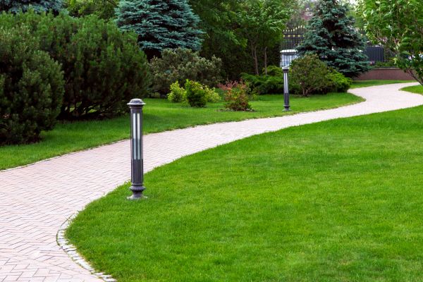 Backyard Sidewalk Installation in Yuba City